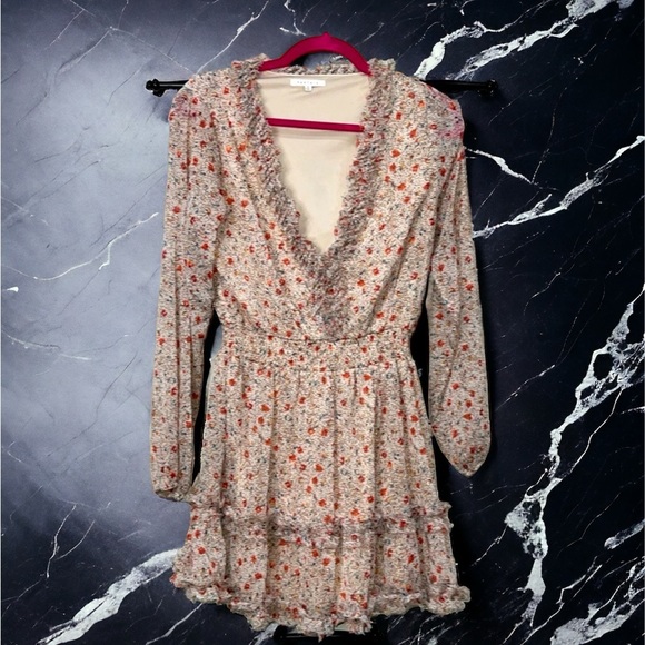 BaeVely Dresses & Skirts - BaeVely Floral Speckle Dress w/ Gold Lines, Medium - Ruffled, Sheer Sleeves